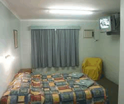 Latara Resort Motel - Getaway Accommodation 2