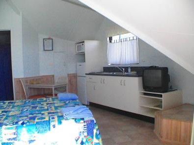 Merimbula Beach Cabins - Getaway Accommodation 3