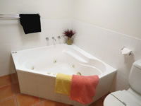 Crown Apartments Merimbula - Getaway Accommodation 5