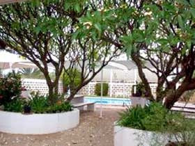 Inland Oasis Motel - Getaway Accommodation 0