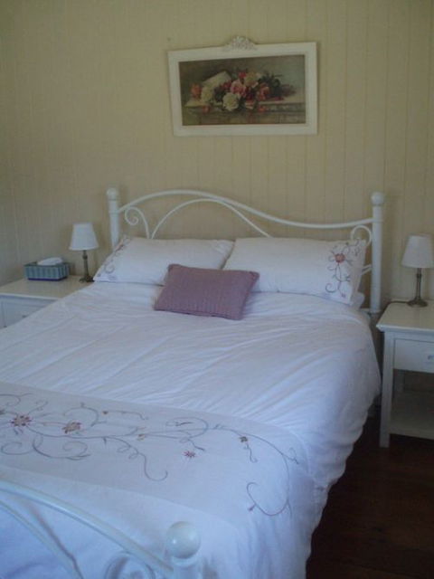 Eighteen Mile Cottage And Homestead - Getaway Accommodation 1