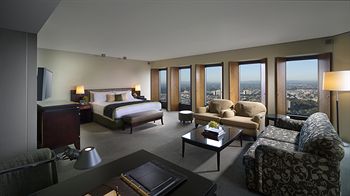 Sofitel Melbourne On Collins - Getaway Accommodation 1