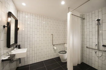 DoubleTree By Hilton Hotel Melbourne - Flinders Street - Getaway Accommodation 4