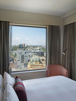 DoubleTree By Hilton Hotel Melbourne - Flinders Street - Getaway Accommodation 10