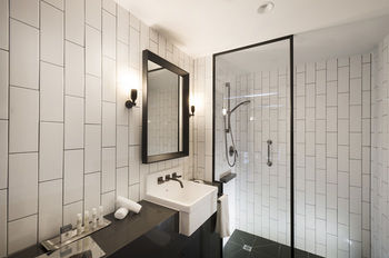 DoubleTree By Hilton Hotel Melbourne - Flinders Street - Getaway Accommodation 14