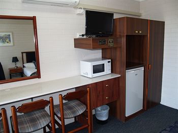 Pigeon House Motor Inn - Getaway Accommodation 15