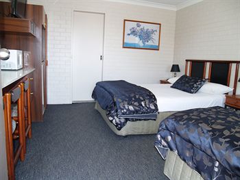 Pigeon House Motor Inn - Getaway Accommodation 18