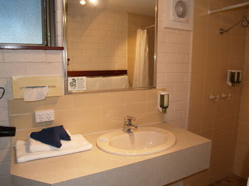 Pigeon House Motor Inn - Getaway Accommodation 35
