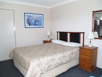 Pigeon House Motor Inn - Getaway Accommodation 0