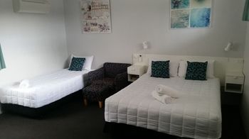 The Esplanade Motel - Formerly Eco-Inn Warners Bay - Getaway Accommodation 4