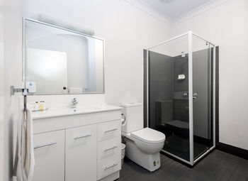 The Esplanade Motel - Formerly Eco-Inn Warners Bay - Getaway Accommodation 28