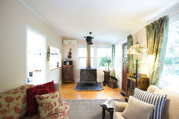 Adeline Bed And Breakfast - Getaway Accommodation 14