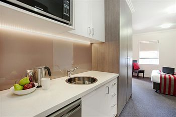 Adara Camperdown Hotel - Getaway Accommodation 2