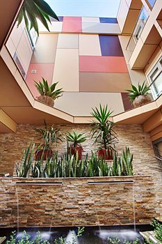 Adara Camperdown Hotel - Getaway Accommodation 5