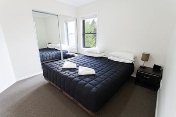 Bluegum Apartments - Getaway Accommodation 10