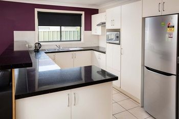 Bluegum Apartments - Getaway Accommodation 14