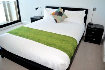 Apartments Melbourne Domain - CBD - Getaway Accommodation 23