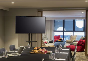 Brady Hotels - Getaway Accommodation 40