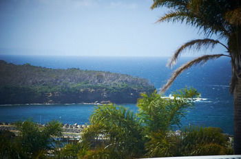 Harbourview Serviced Apartments - Getaway Accommodation 0