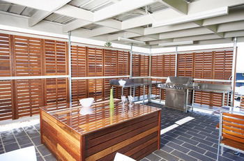 Harbourview Serviced Apartments - Getaway Accommodation 7