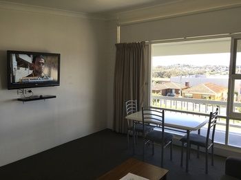 Harbourview Serviced Apartments - Getaway Accommodation 53