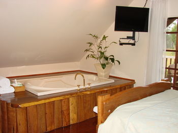 Clarence River Bed & Breakfast - Getaway Accommodation 17