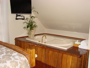 Clarence River Bed & Breakfast - Getaway Accommodation 18