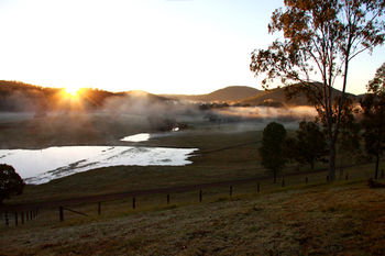 Yabbaloumba Retreat - Getaway Accommodation 18