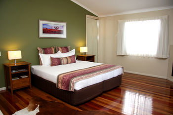 Yabbaloumba Retreat - Getaway Accommodation 20