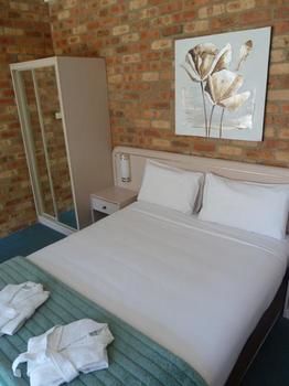 Mollymook Surfbeach Motel And Apartments - Getaway Accommodation 10