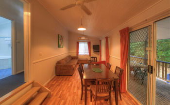 BIG4 Bungalow Park On Burrill Lake - Getaway Accommodation 12