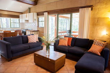 Bawley Bush Retreat And Cottages - Getaway Accommodation 34