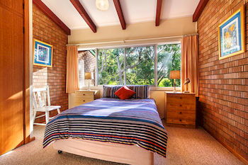 Mollymook Beach Units - Getaway Accommodation 7