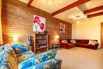 Mollymook Beach Units - Getaway Accommodation 14