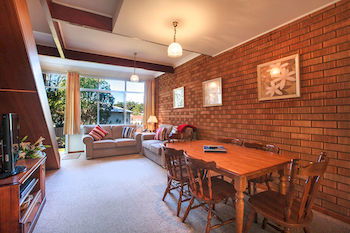 Mollymook Beach Units - Getaway Accommodation 15