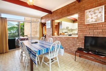 Mollymook Beach Units - Getaway Accommodation 22