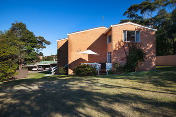 Mollymook Beach Units - Getaway Accommodation 24