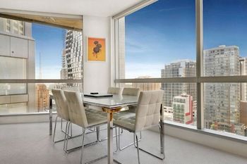 Melbourne Central - Getaway Accommodation 12