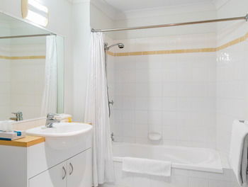 The Brighton Apartments - Getaway Accommodation 6