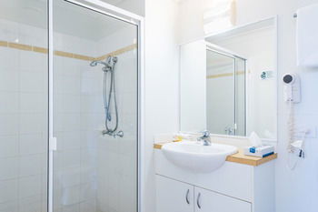 The Brighton Apartments - Getaway Accommodation 9