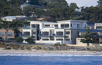 Mollymook Beachfront Executive Apartment - Getaway Accommodation 9