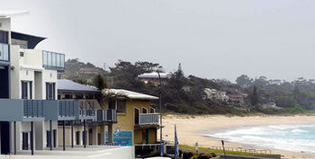 Mollymook Beachfront Executive Apartment - Getaway Accommodation 10