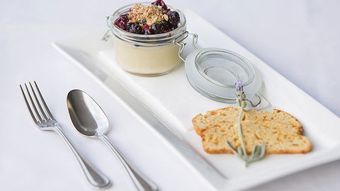 BEST WESTERN PLUS Apollo International Hotel - Getaway Accommodation 1