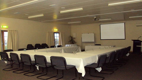 BEST WESTERN Beachfront At Bicheno - Getaway Accommodation 2