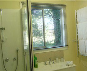 River Walk Bed And Breakfast - Getaway Accommodation 2