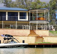 Cascades on the River - Getaway Accommodation