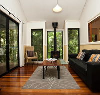 Cedar Creek Lodges at Thunderbird Park - Getaway Accommodation
