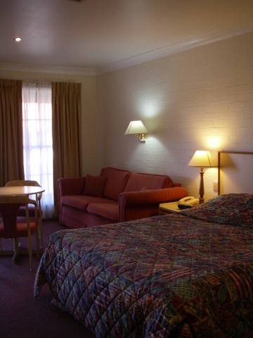 Club Motel - Getaway Accommodation 1