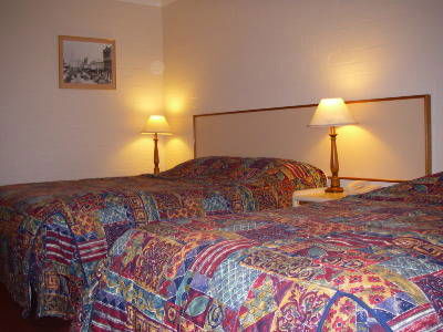 Club Motel - Getaway Accommodation 3