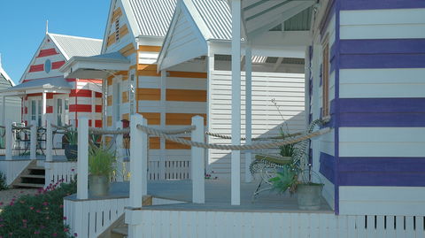 Beach Huts Middleton - Getaway Accommodation 12